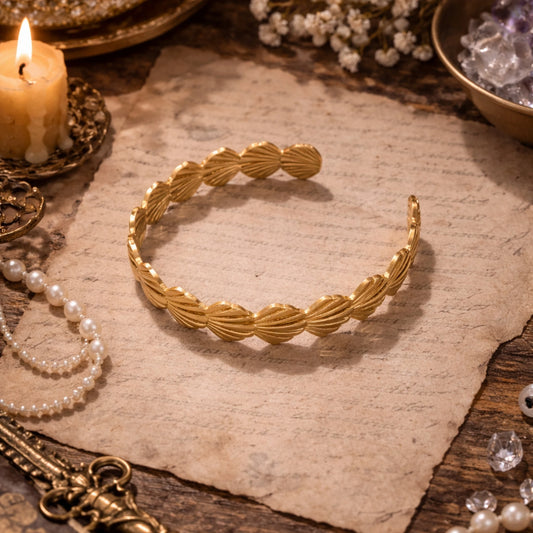 Golden Shell Bracelet