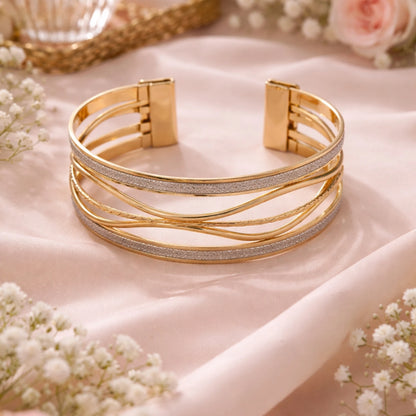 Stardust Crossover Golden Hand Cuff